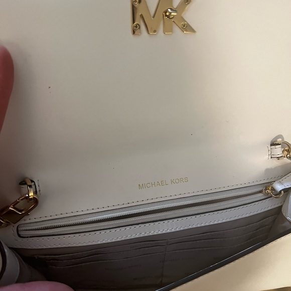 Michael Kors new clutch - Picture 4 of 7